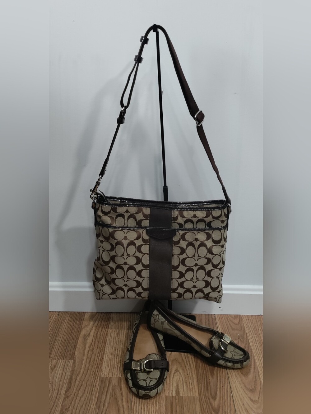 Authentic Coach Y2K Signature Bag/ Matching Shoes (Size7)Bundle/Vintage Logo Set